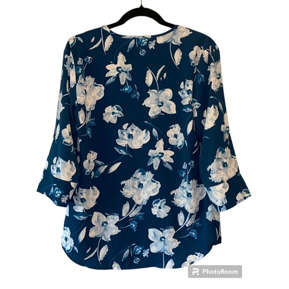 41 Hawthorn Blue & White Floral Blouse Small - Picture 2 of 6